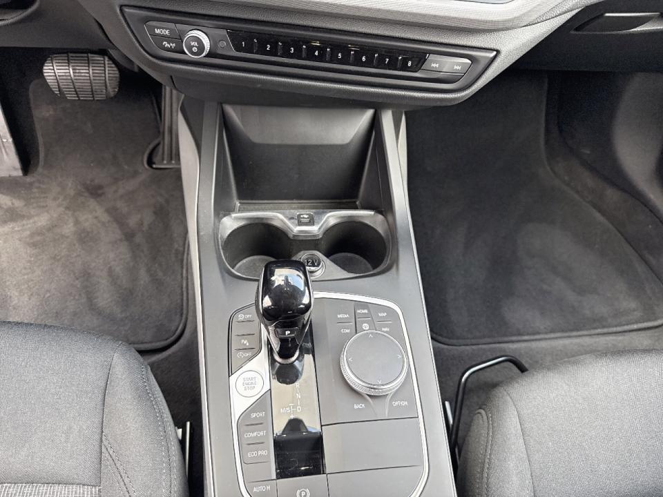 BMW Serie 1 118d Business Auto.