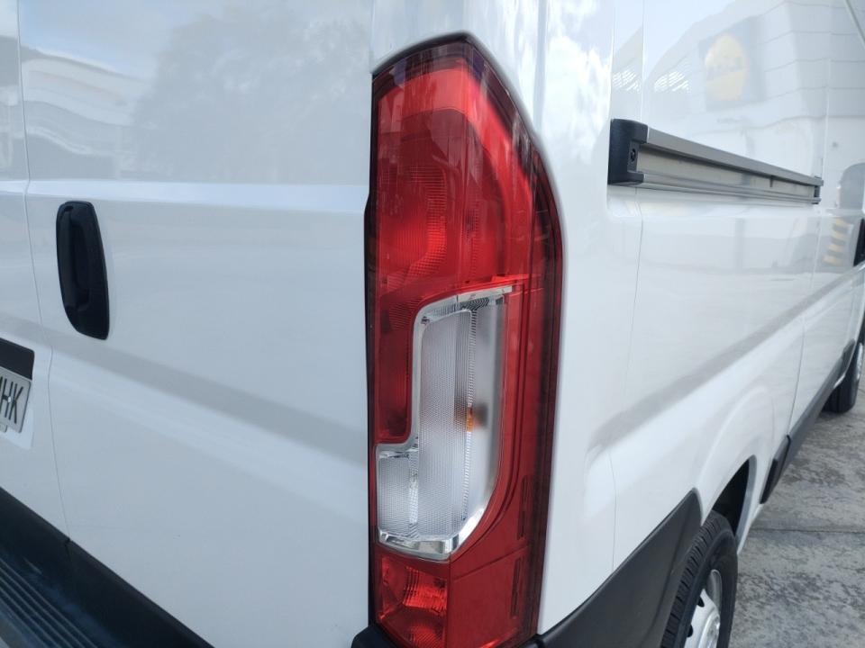 Citroen Jumper BlueHDi 103KW (140CV) Furgón 33L2H2