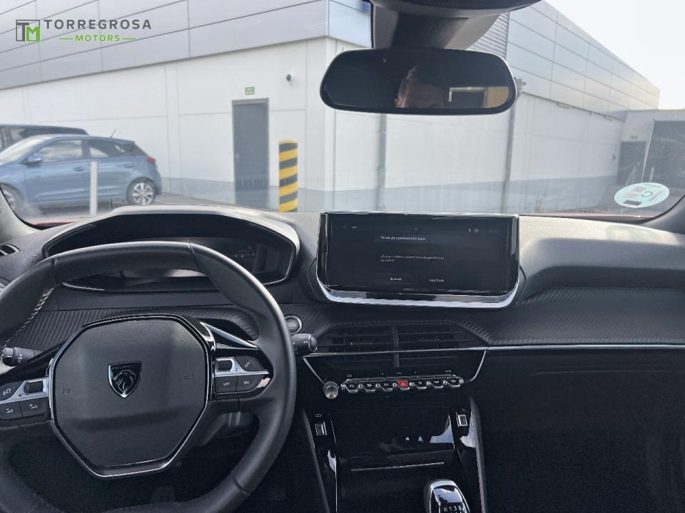Peugeot 2008 Allure Puretech 100 S&S 6 Vel. MAN