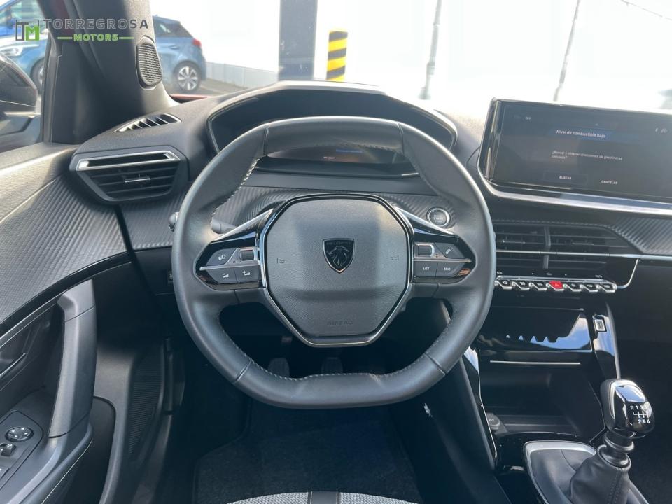 Peugeot 2008 Allure Puretech 100 S&S 6 Vel. MAN
