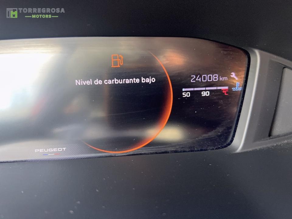 Peugeot 2008 Allure Puretech 100 S&S 6 Vel. MAN