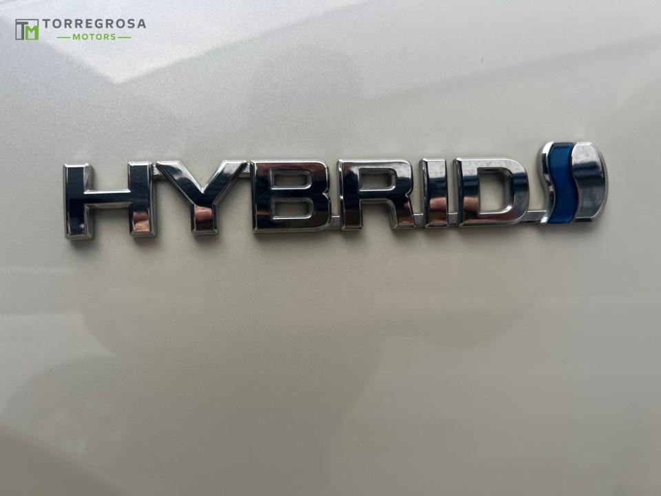 Toyota Rav4 2.5l 220H Advance