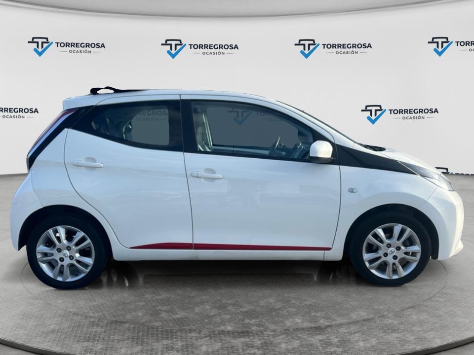 Toyota Aygo 1.0 70 x-wave