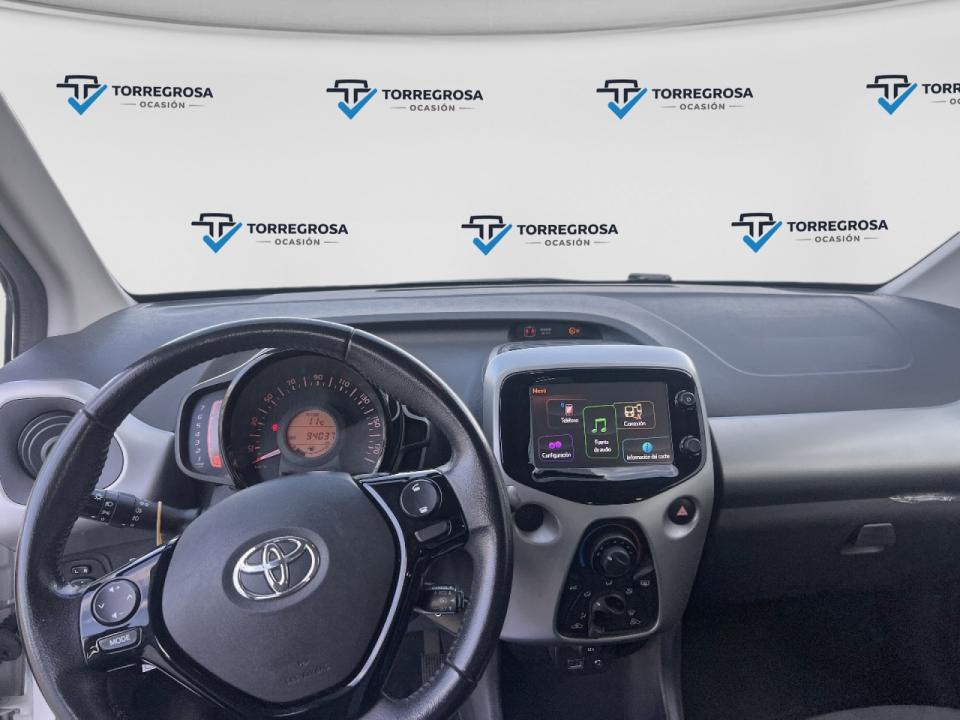 Toyota Aygo 1.0 70 x-wave