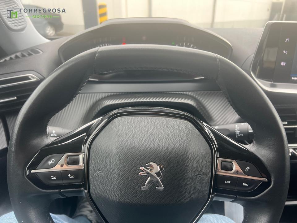 Peugeot 2008 Active BlueHDI 81kW (110CV)