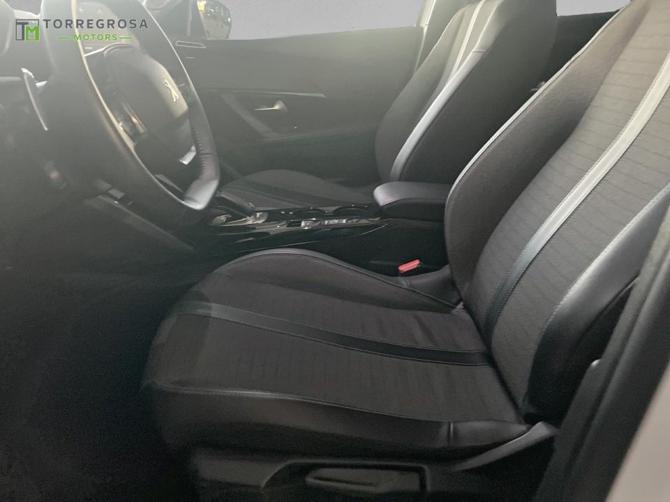 Peugeot 2008 Allure BlueHDI 130 S&S EAT8