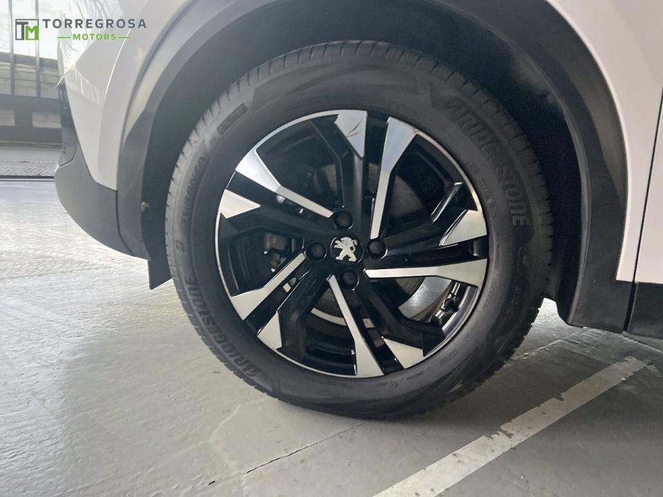 Peugeot 2008 Allure BlueHDI 130 S&S EAT8