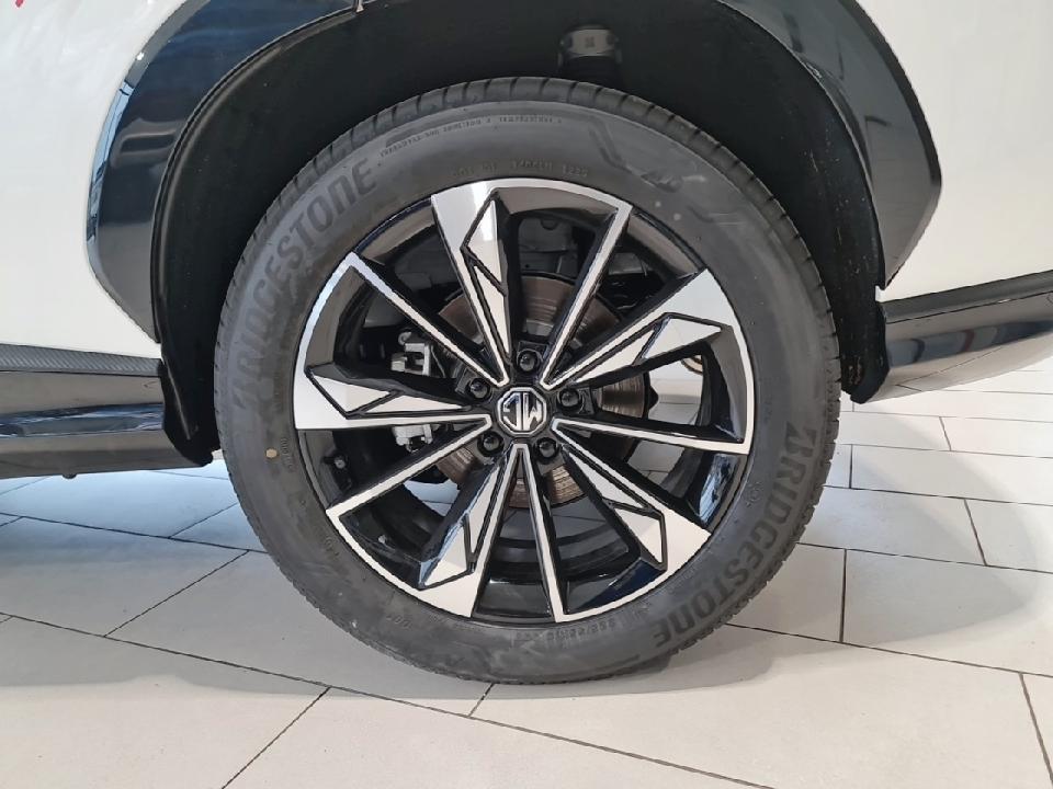 MG HS 1.5 Hybrid+Luxury