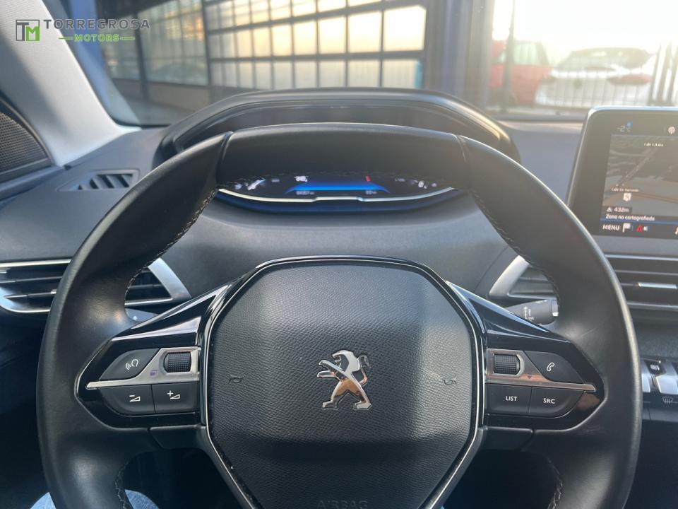 Peugeot 3008 1.2 PureTech 96KW (130CV) S&S Allure