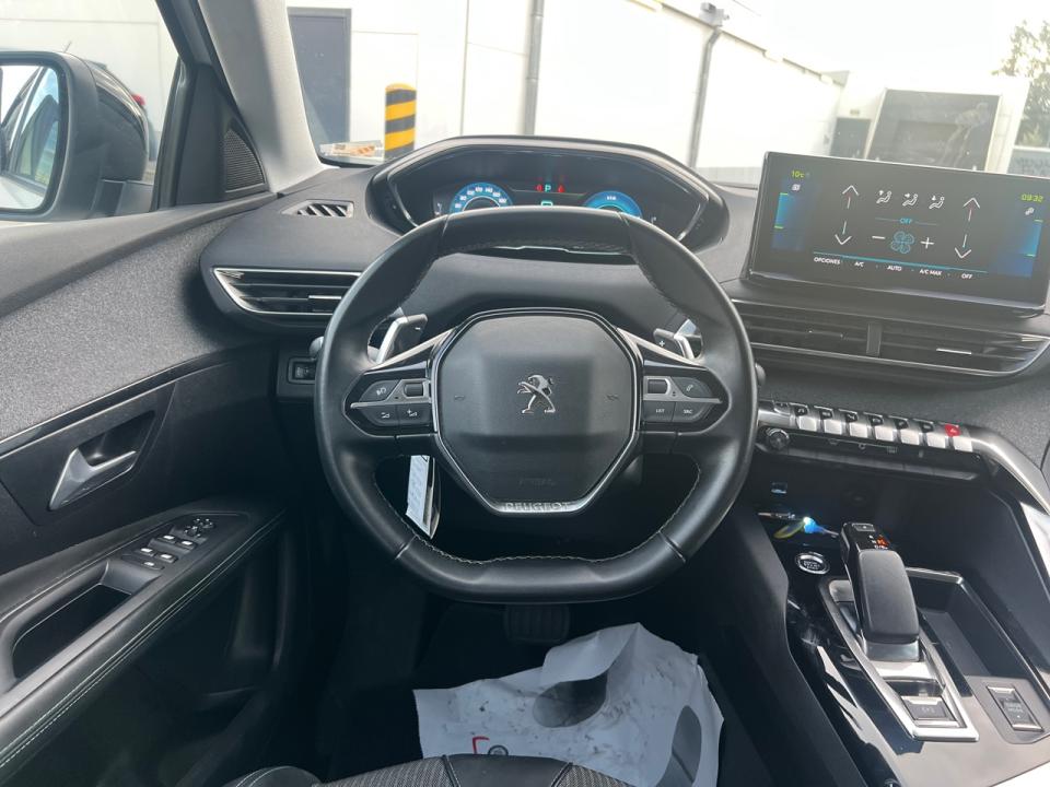Peugeot 3008 Hybrid 225 e-EAT8 Allure