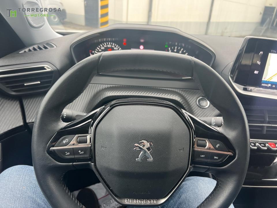 Peugeot 2008 Allure BlueHDI 81kW (110CV)
