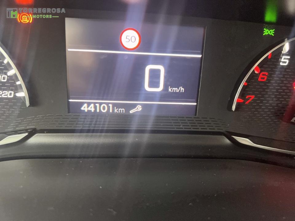 Peugeot 2008 Allure BlueHDI 81kW (110CV)