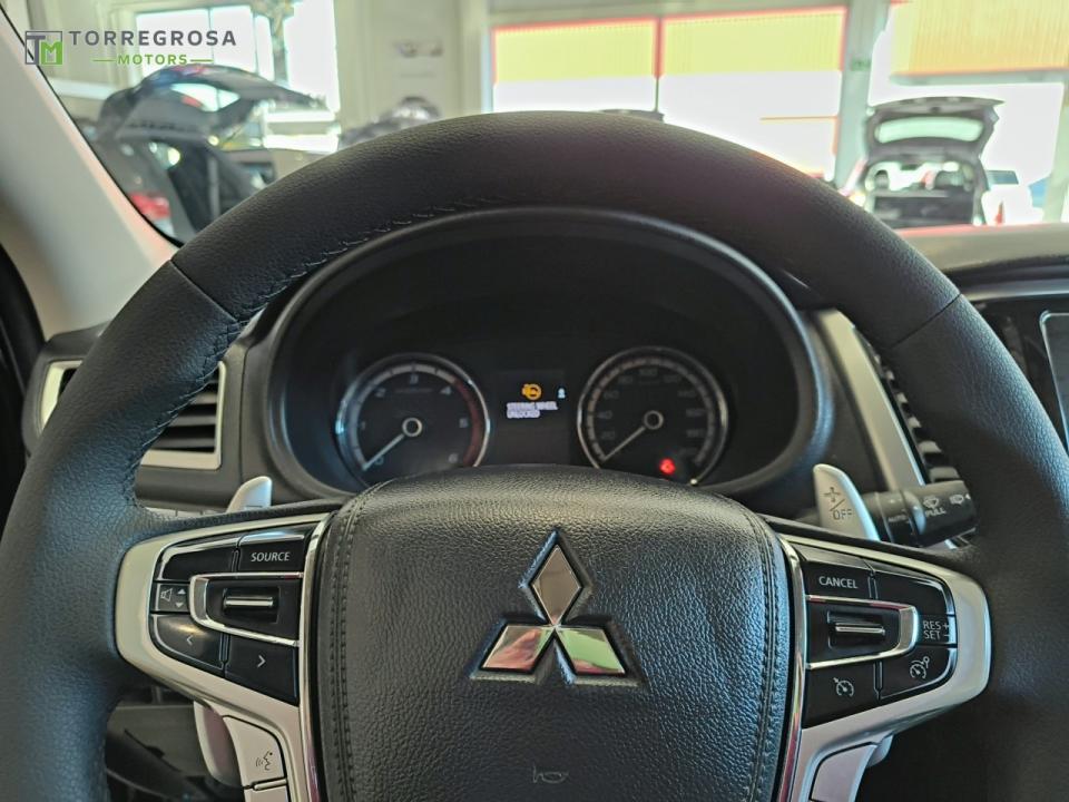 Mitsubishi L200 D/C 220 DI-D Kaiteki Auto