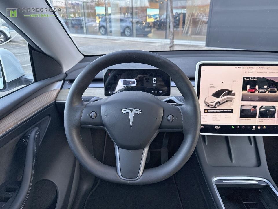 Tesla Model Y Tracción trasera RWD