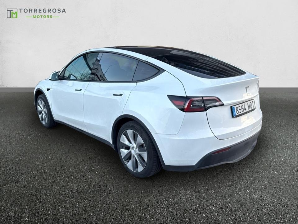 Tesla Model Y Tracción trasera RWD