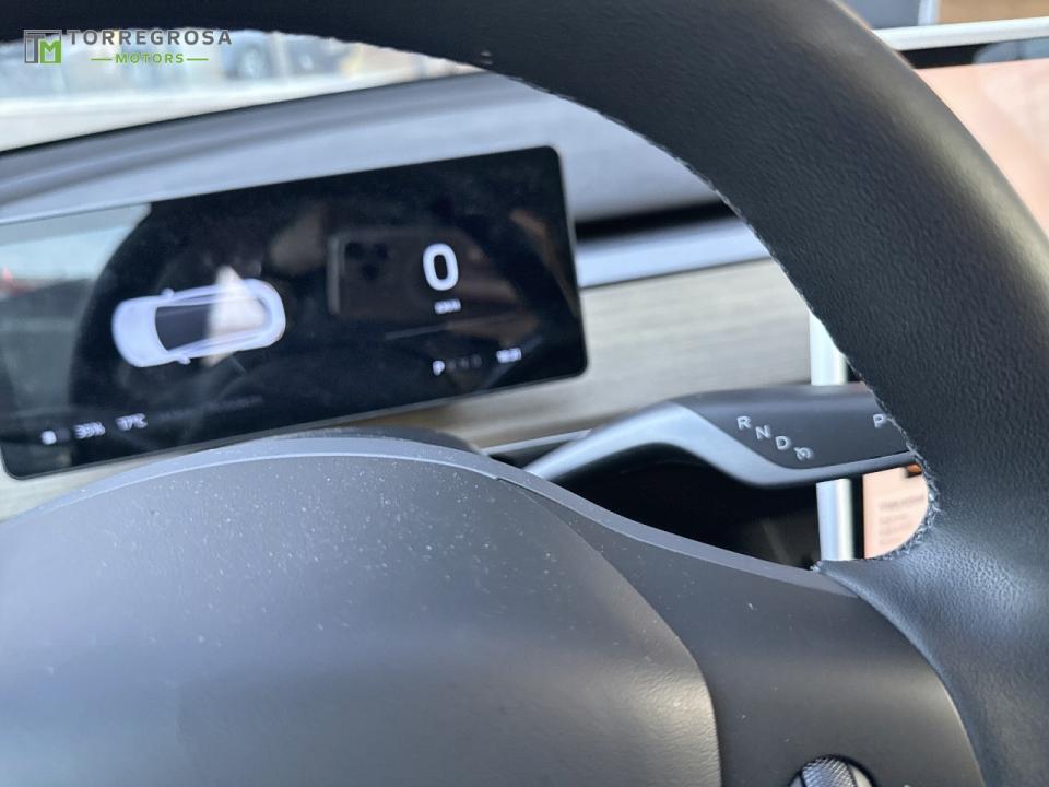 Tesla Model Y Tracción trasera RWD