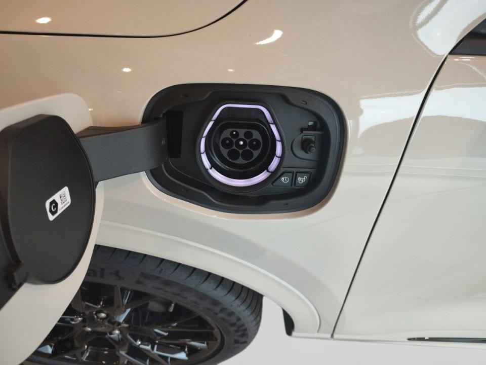 Ford Kuga Sound Ed. 2.5 Duratec PHEV 178kW Auto