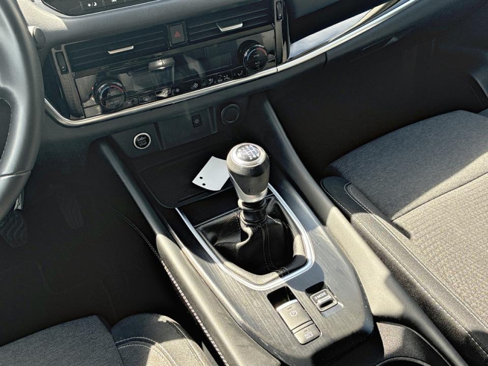 Nissan Qashqai DIG-T 103kW N-Connecta