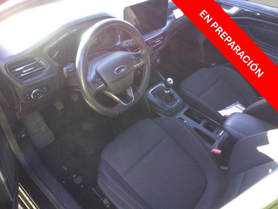 Ford Focus 1.0 Ecoboost MHEV 114kW ST-Line