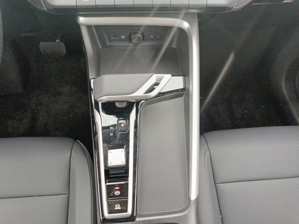 MG ZS Hybrid+ 1.5 HYBRID+ LUXURY