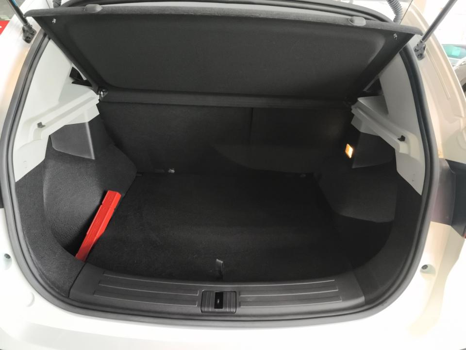 MG ZS 1.5 Standard