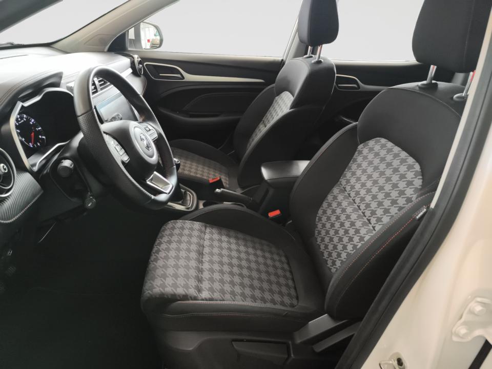 MG ZS 1.5 Standard