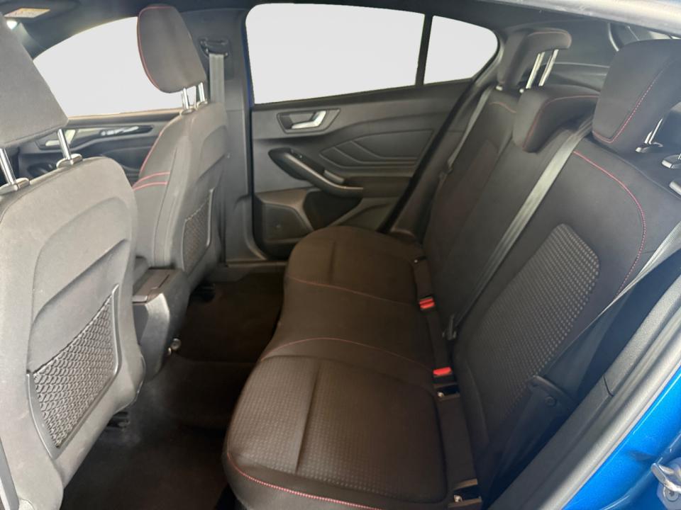 Ford Focus 1.0 Ecoboost MHEV 92kW ST-Line