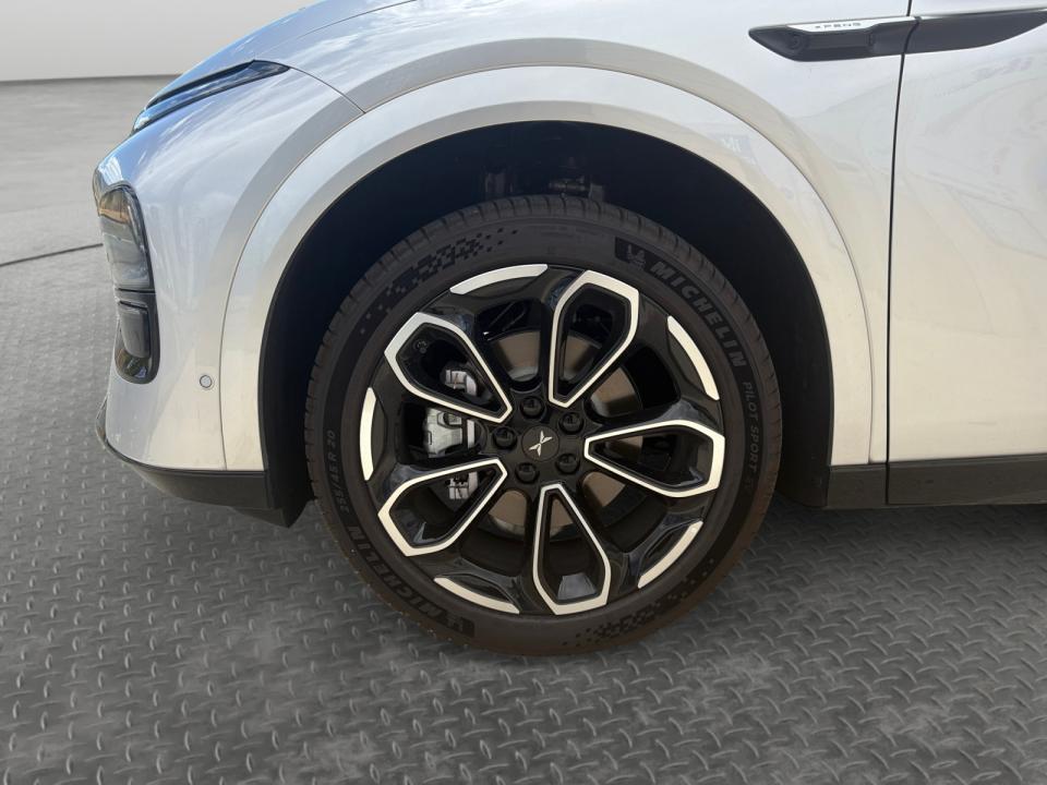 Xpeng G6 RWD Long Range 20 Wheel