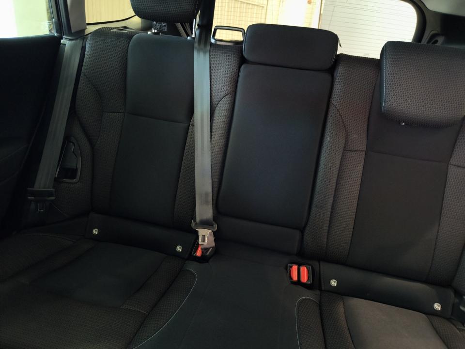 Subaru OUTBACK 2.5i Trek CVT Lineartronic AWD