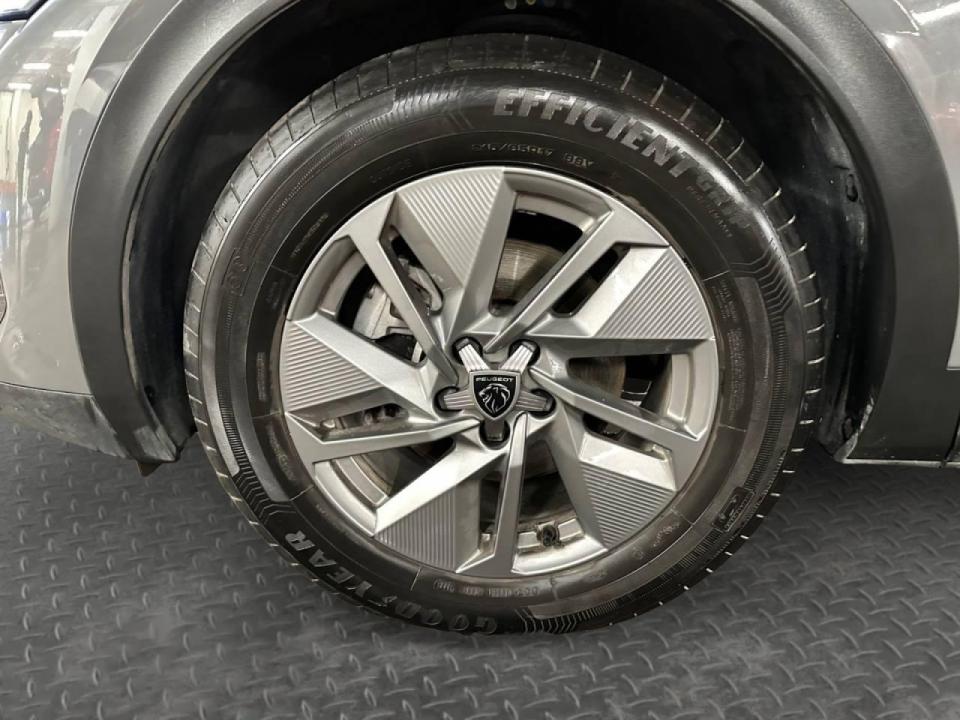 Peugeot 408 408 Allure HYBRID 136 eDCS6