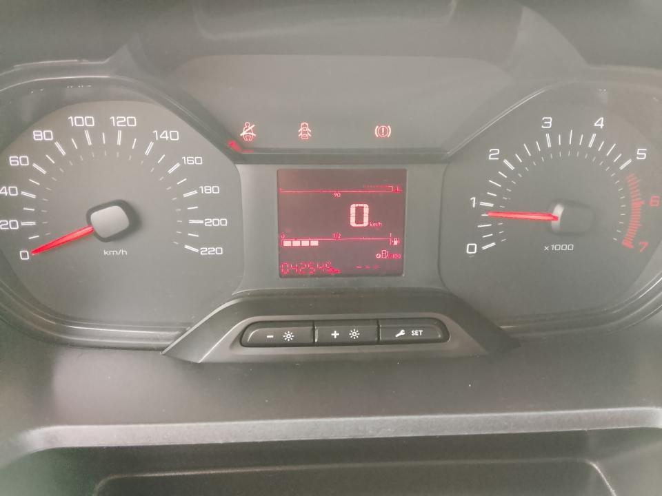Peugeot Partner Standard 600kg BlueHDi 73kW