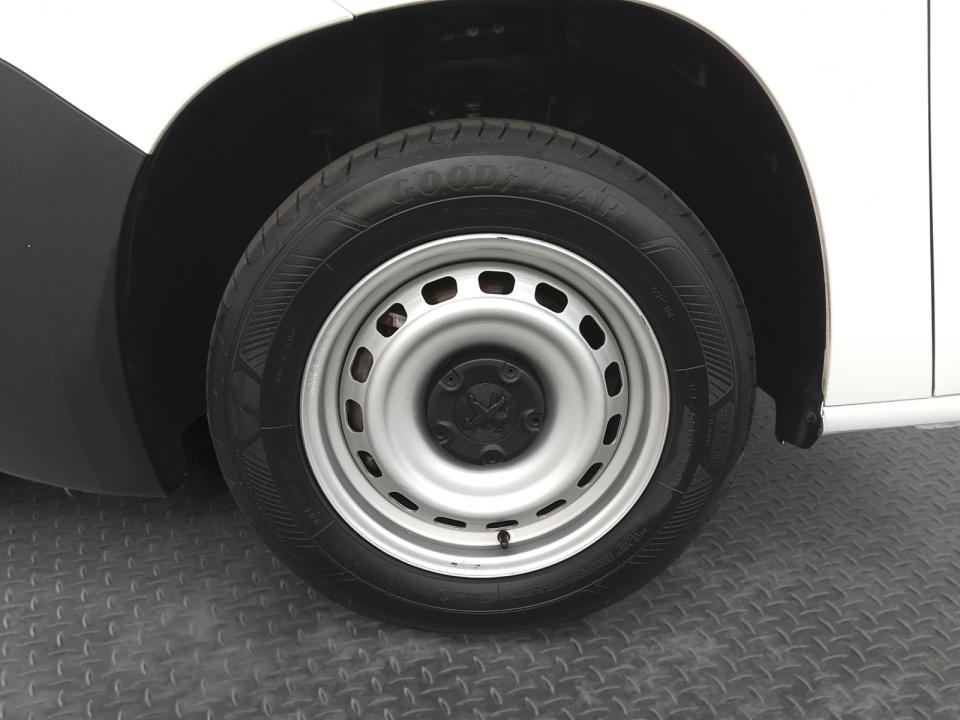 Peugeot Partner Standard 600kg BlueHDi 73kW
