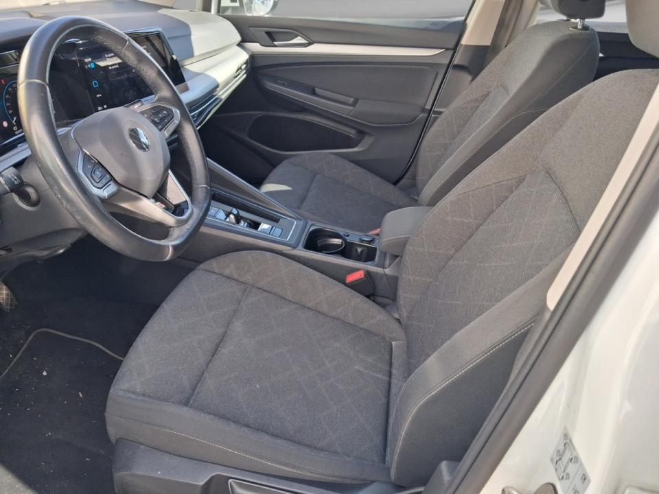 Volkswagen Golf Life 1.0 eTSI 81kW (110CV) DSG