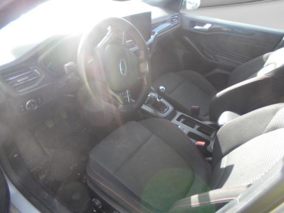 Ford Focus 1.0 Ecoboost MHEV 114kW ST-Line
