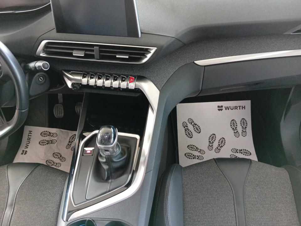 Peugeot 5008 Allure 1.5L BlueHDi 96kW (130CV) S&S