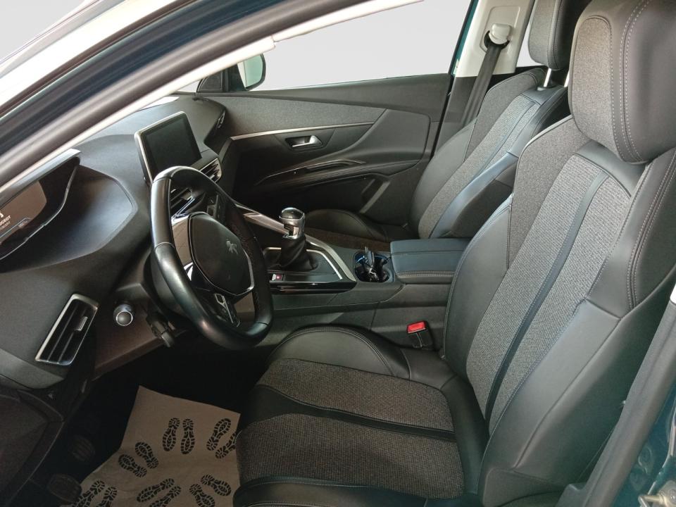 Peugeot 5008 Allure 1.5L BlueHDi 96kW (130CV) S&S