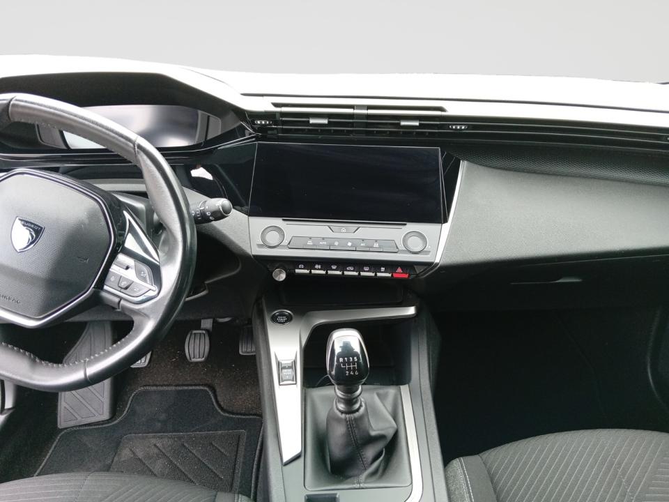 Peugeot 308 5P Allure BlueHDi 130 S&S MAN