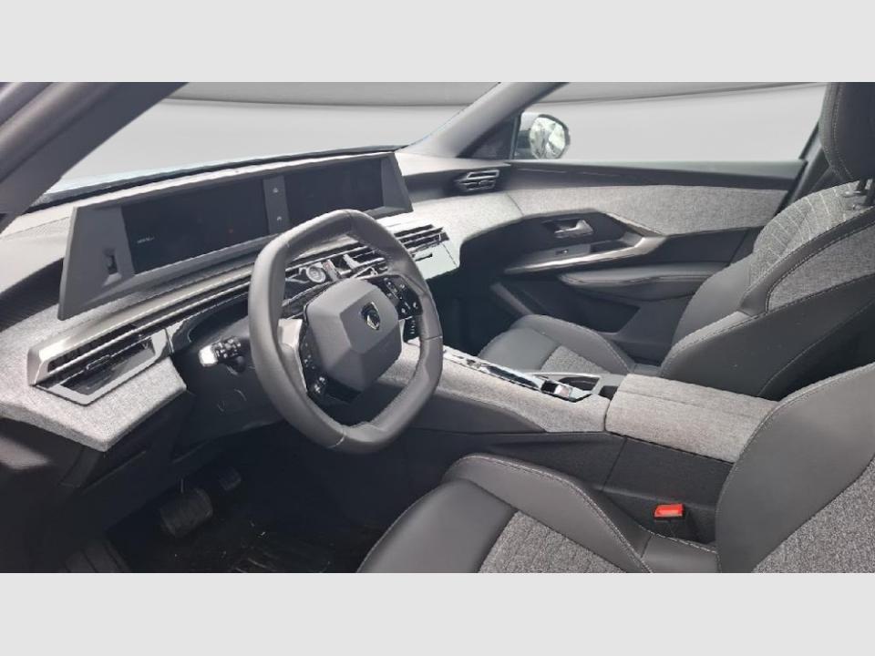 Peugeot 3008 1.2 100KW Allure eDCS6