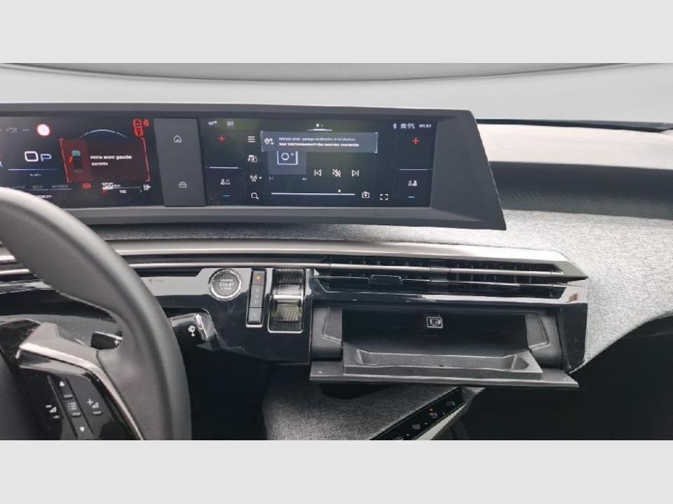 Peugeot 3008 1.2 100KW Allure eDCS6