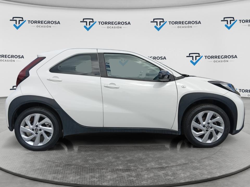 Toyota Aygo X Cross 1.0 VVT-I 72CV Play