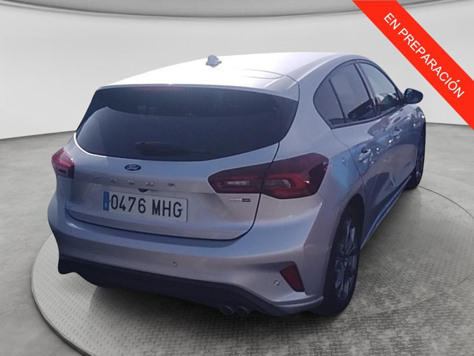 Ford Focus 1.0 Ecoboost MHEV 114kW ST-Line