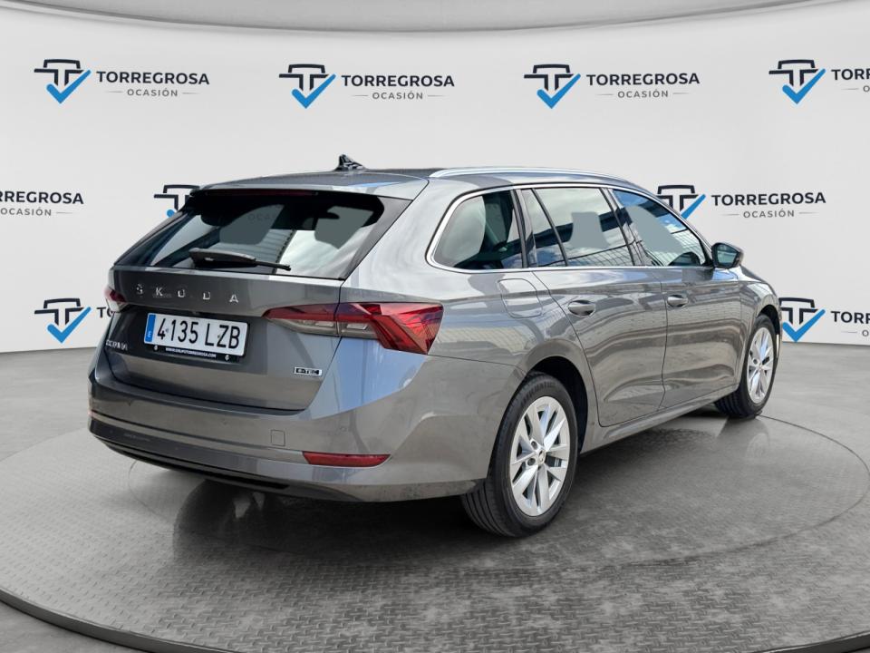 Skoda Octavia 1.5 TSI m-HEV 110kW (150CV) DSG Ambition