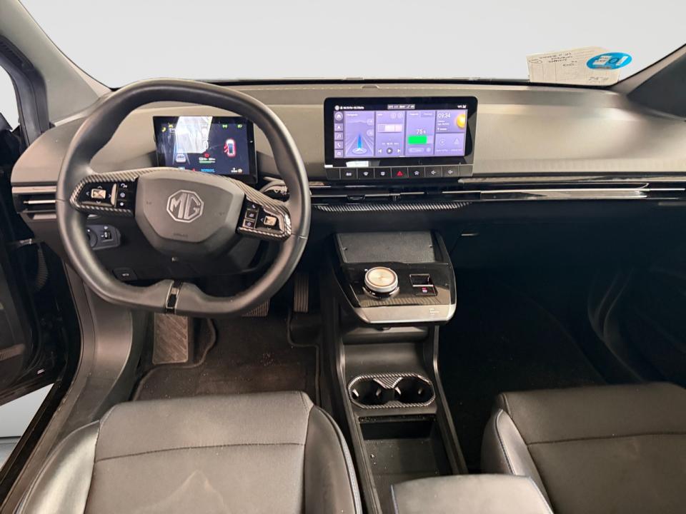 MG MG4 64kWh Luxury