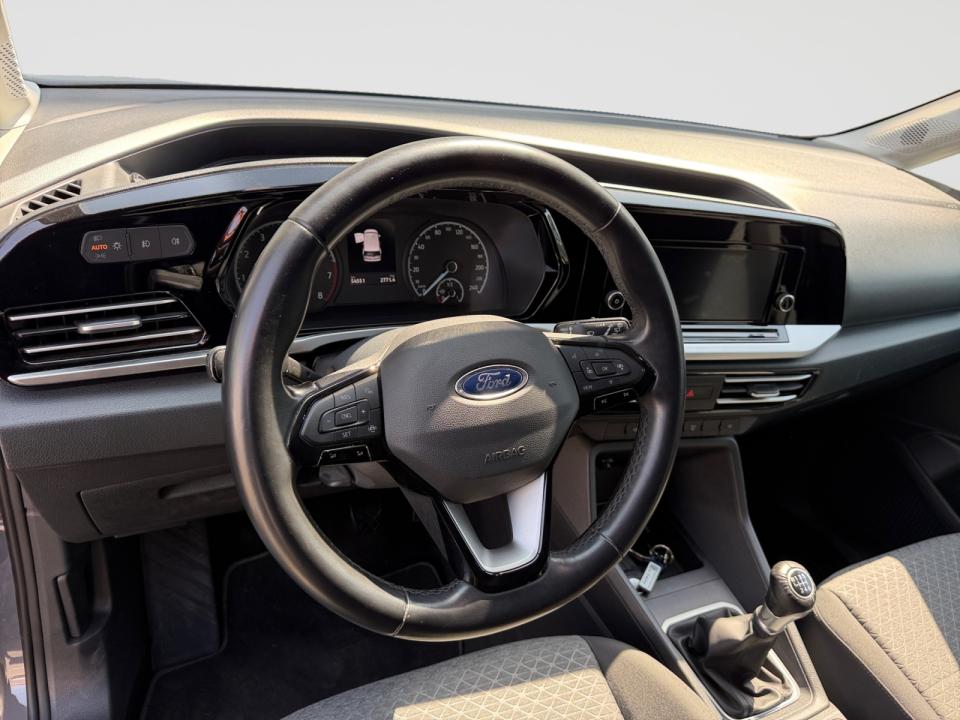 Ford Tourneo Connect 1.5 Ecoboost Titanium