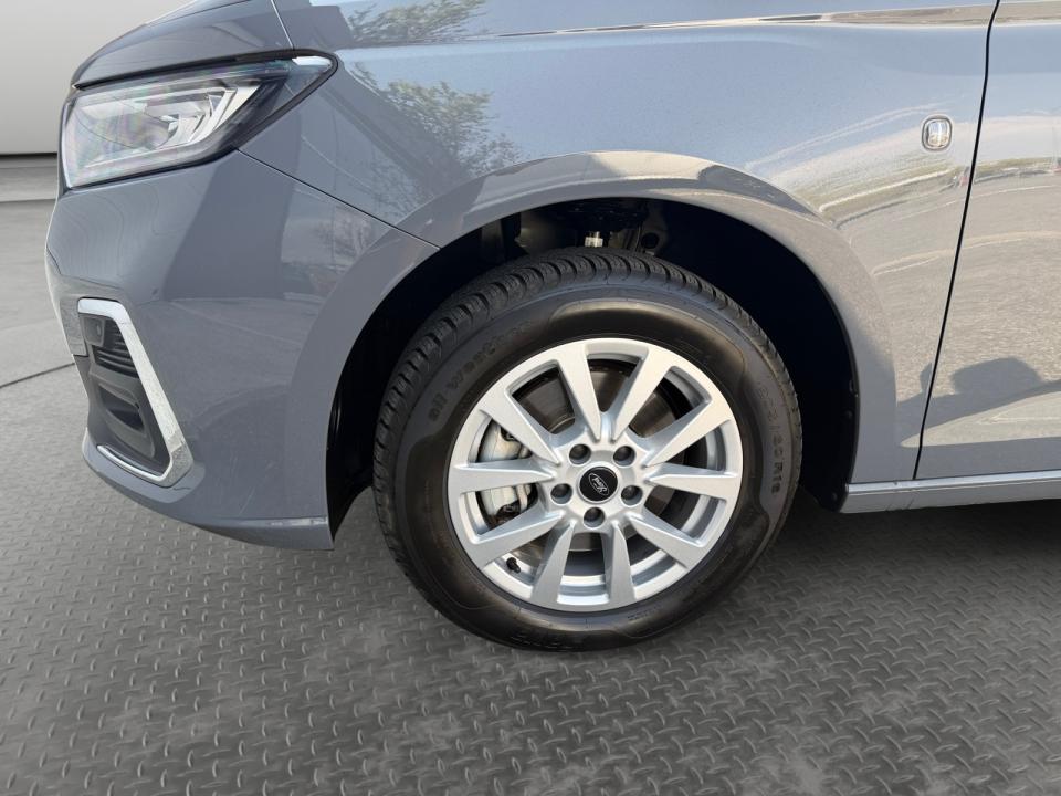 Ford Tourneo Connect 1.5 Ecoboost Titanium