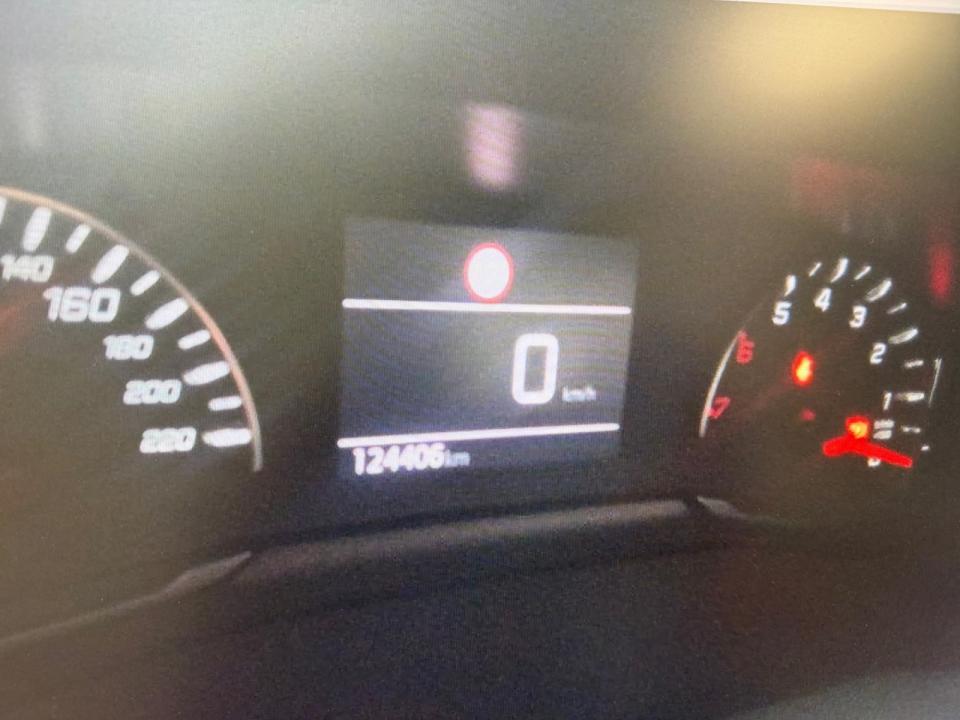 Peugeot 208 BlueHDi 73kW (100CV) Active Pack