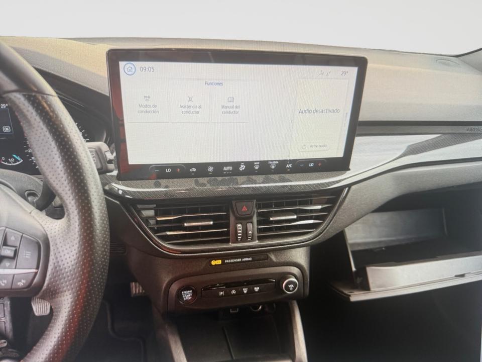 Ford Focus 1.0 Ecoboost MHEV 114kW ST-Line