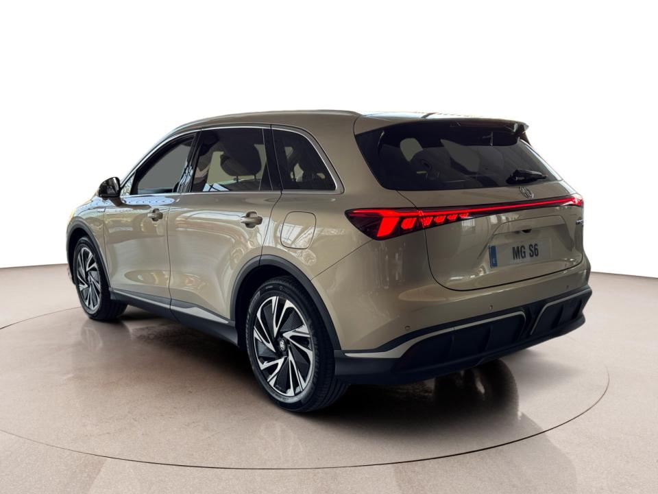 MG MGS6 EV Luxury