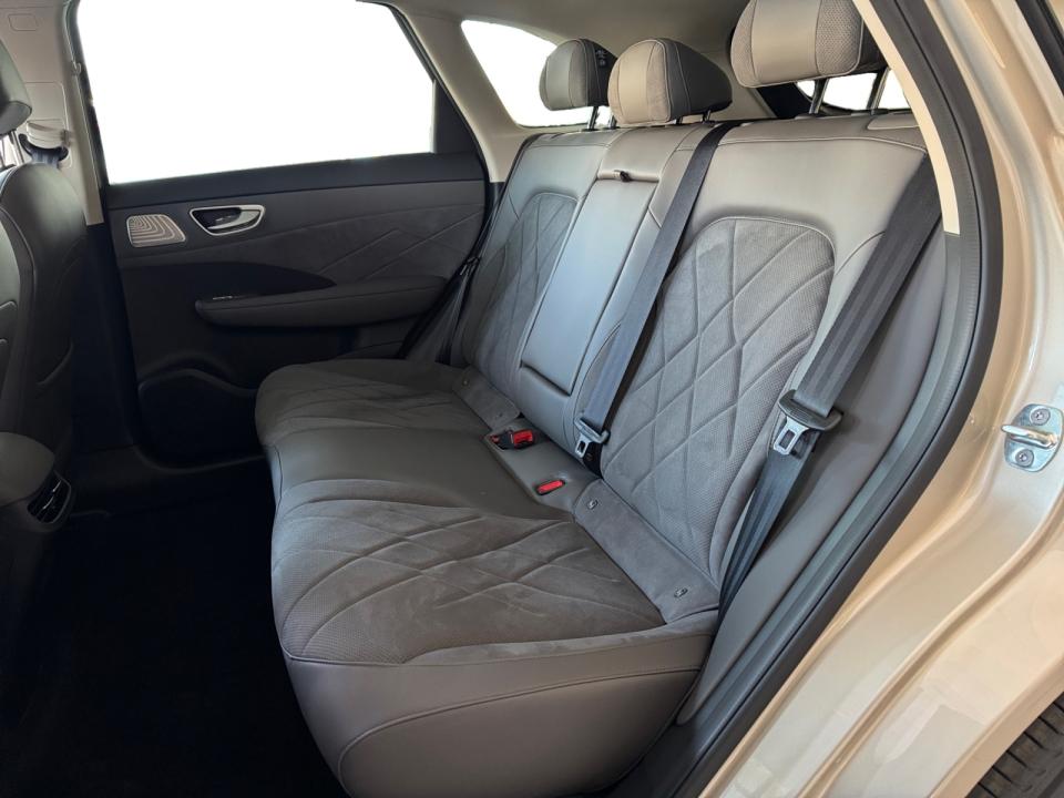 MG MGS6 EV Luxury