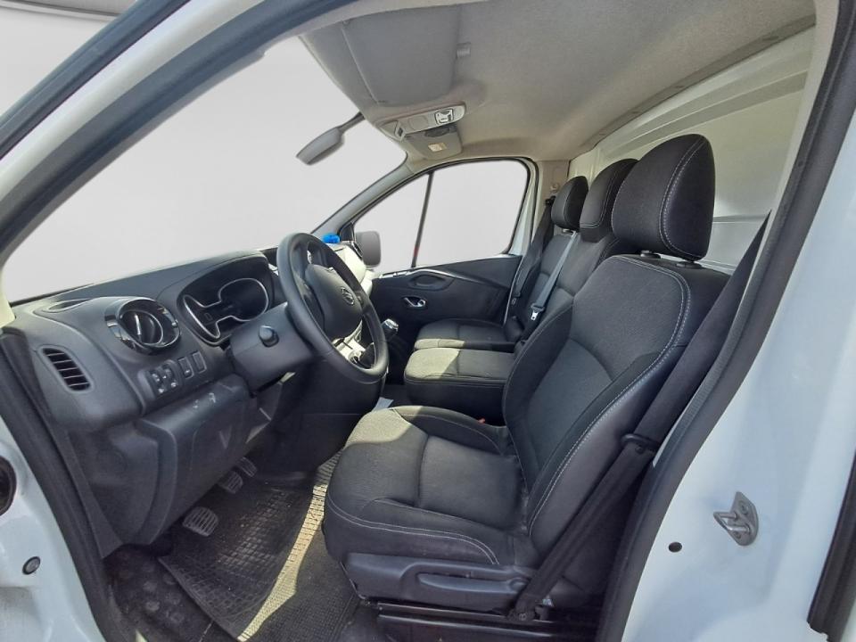 Nissan NV300 2.0dCi 88kW (120CV) L2H1 1,2T Comfort